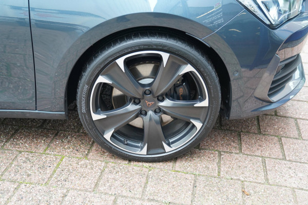 CUPRA Leon 1.4 e-Hybrid VZ Adrenaline | Prijs rijklaar incl. 12 mnd garantie | Stoel/Stuur verwarming Pdc Lmv Climate Carplay