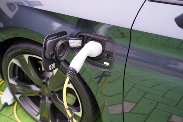 CUPRA Leon 1.4 e-Hybrid VZ Adrenaline | Prijs rijklaar incl. 12 mnd garantie | Stoel/Stuur verwarming Pdc Lmv Climate Carplay