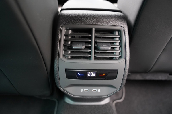 CUPRA Leon 1.4 e-Hybrid VZ Adrenaline | Prijs rijklaar incl. 12 mnd garantie | Stoel/Stuur verwarming Pdc Lmv Climate Carplay