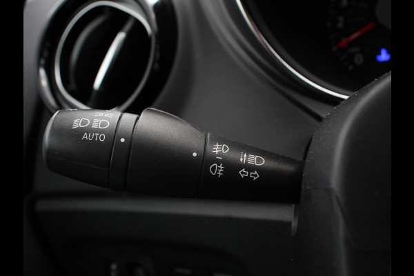 Renault Captur 1.3 TCe Intens Automaat Climate control, Navigatiesysteem, Achteruitrijcamera LM velgen Trekhaak