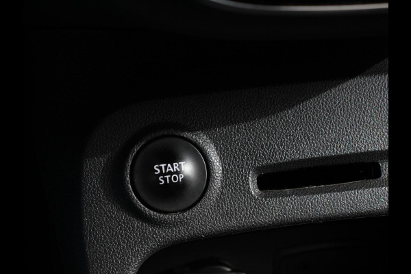 Renault Captur 1.3 TCe Intens Automaat Climate control, Navigatiesysteem, Achteruitrijcamera LM velgen Trekhaak