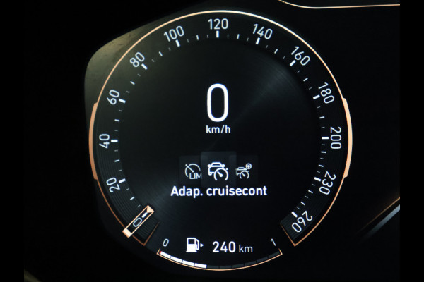 Lynk & Co 01 1.5 [SCHUIFKANTELDAK, TREKHAAK, APPLE CARPLAY, ANDROID, ADAPTIVE CRUISE CONTROL, STOELVERWARMING, MEMORY SEATS, CAMERA, DIGITAL DASH, INFINITY SOUND SYSTEM, DRAADLOOS OPLADEN, ELEKTRISCHE ACHTERK