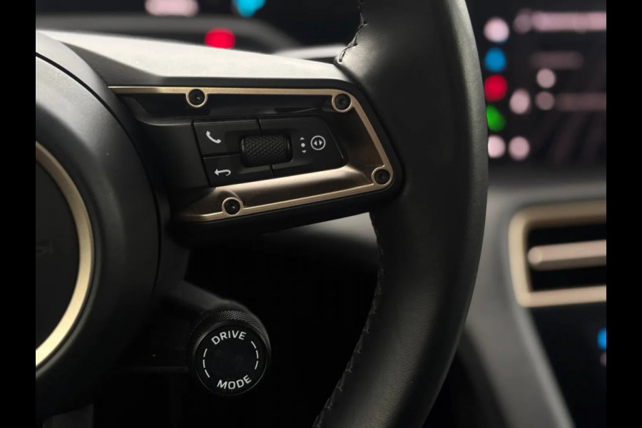 Porsche Taycan 4S Performance Plus 84 kWh (Dealer ondH, Sport Chrono, Panorama, StoelVK, StoelV, Passagiers Display, 360 Cam,Etc))