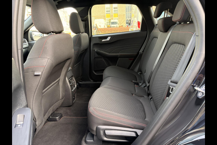Ford Kuga 2.5 PHEV ST-Line 243pk |  Orig. NL Auto |  Panoramadak | Winter Pack | Head up Display | Adaptive LED