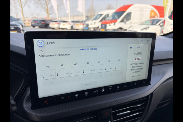 Ford Kuga 2.5 PHEV ST-Line 243pk |  Orig. NL Auto |  Panoramadak | Winter Pack | Head up Display | Adaptive LED