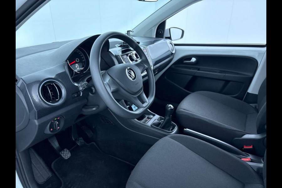 Volkswagen up! 1.0 65 pk | Navigatie via App | Parkeersensoren (achter) | Achteruitrijcamera | Cruise control | Lane assist | Start/Stop systeem |