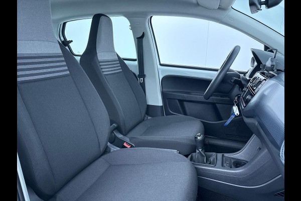 Volkswagen up! 1.0 65 pk | Navigatie via App | Parkeersensoren (achter) | Achteruitrijcamera | Cruise control | Lane assist | Start/Stop systeem |