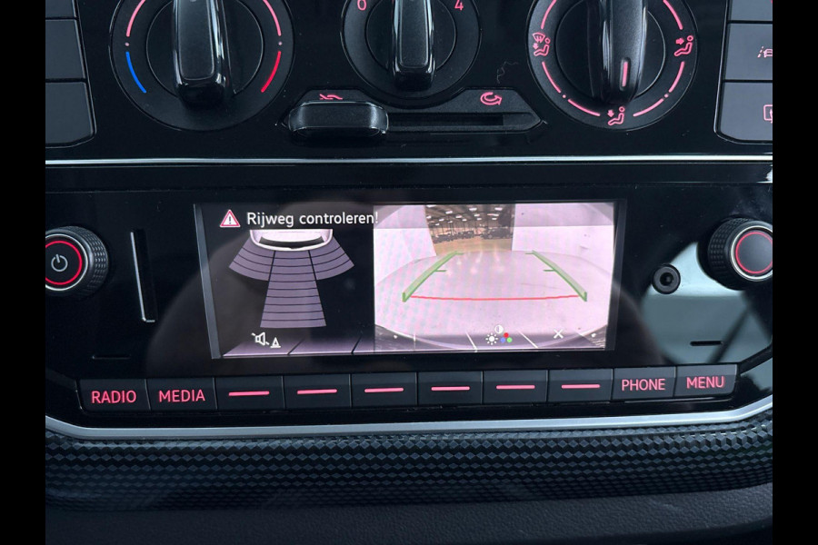 Volkswagen up! 1.0 65 pk | Navigatie via App | Parkeersensoren (achter) | Achteruitrijcamera | Cruise control | Lane assist | Start/Stop systeem |