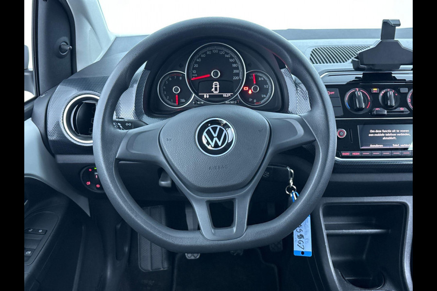 Volkswagen up! 1.0 65 pk | Navigatie via App | Parkeersensoren (achter) | Achteruitrijcamera | Cruise control | Lane assist | Start/Stop systeem |