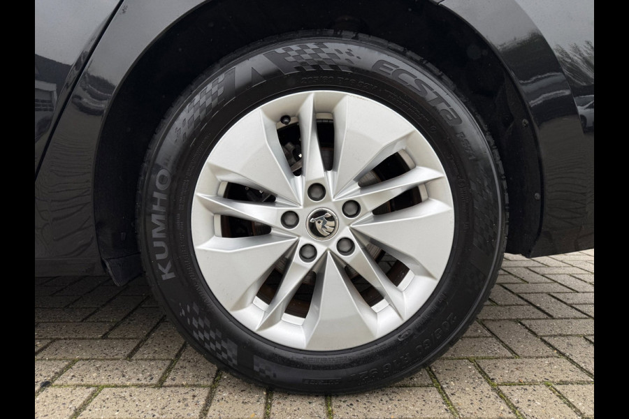 Škoda Octavia Combi 1.0 e-TSI Business Edition | PDC | Carplay | Cruise Control | Eerste eigenaar |