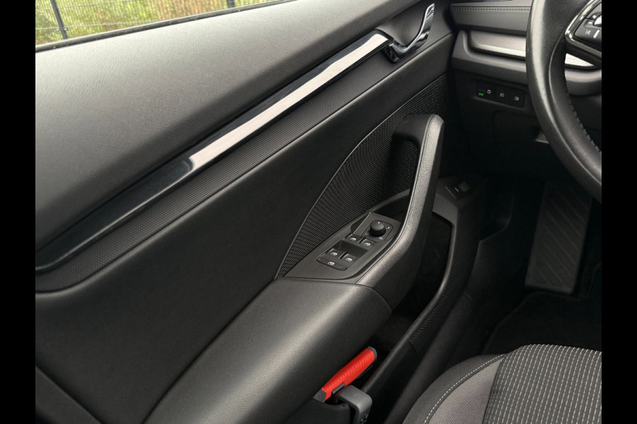 Škoda Octavia Combi 1.0 e-TSI Business Edition | PDC | Carplay | Cruise Control | Eerste eigenaar |