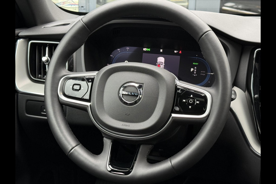 Volvo XC60 2.0 T6 Plug-in hybrid AWD Plus Black Edition SOH 100% | HARMAN KARDON| PANO| CAMERA | STOEL + STUURVERWARMING| PILOT ASSIST| MEMORY STOELEN| ACHTERBANK VERWARMD|