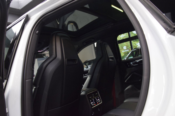Porsche Cayenne 3.0 E-Hybrid Platinum Edition Navi|Panoramadak|Org.NL|Dealer onderhouden