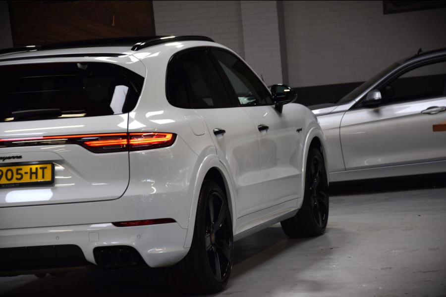 Porsche Cayenne 3.0 E-Hybrid Platinum Edition Navi|Panoramadak|Org.NL|Dealer onderhouden