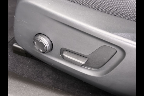 Polestar 2 408PK Dual Motor Long Range 78kWh SOH 90% Google®-Maps Navi Camera Apple Carplay Android Auto Elek.Stoelen Memory Elek.Achterkle Keyless Bluetooth Led Lmv Isofix Rijstrooksensor Origineel Nederlandse Auto Dealeronderhouden