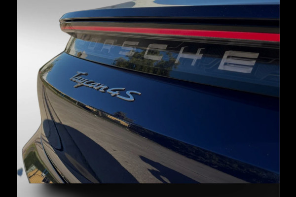 Porsche Taycan 4S Performance 84kWh(Dealer OndH, Carplay, Camera, Lane Assist, Addapt Cruise Con, Etc)