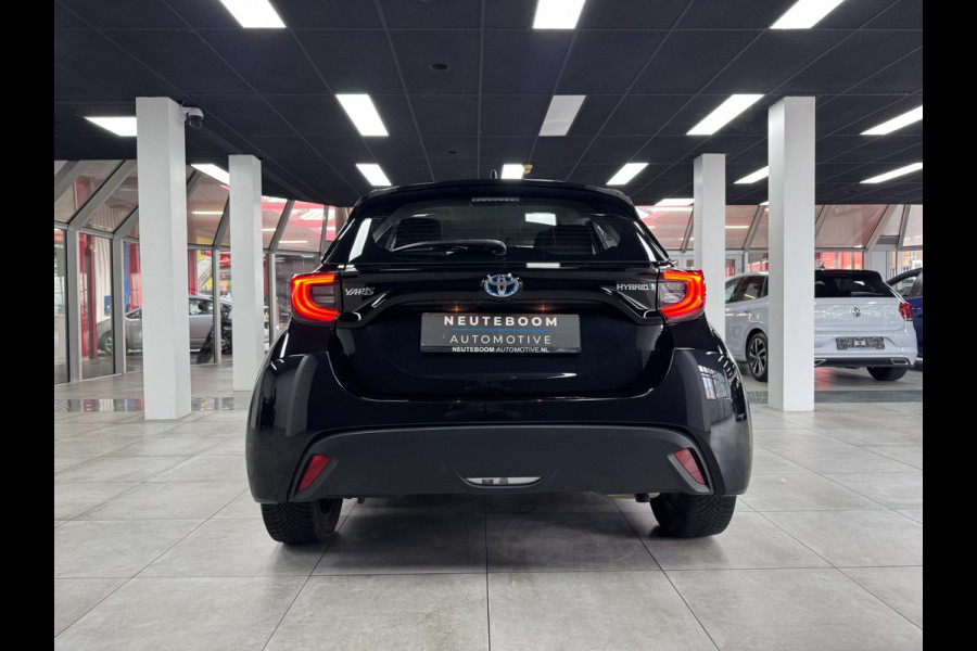 Toyota Yaris 1.5 Hybrid Dynamic| Parkeersen | Cam | Cruise |