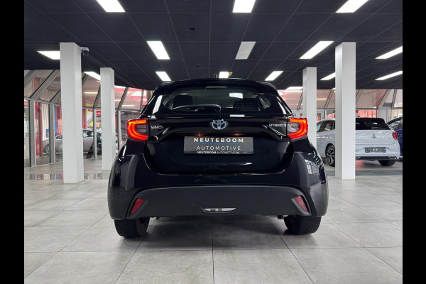 Toyota Yaris 1.5 Hybrid Dynamic| Parkeersen | Cam | Cruise |