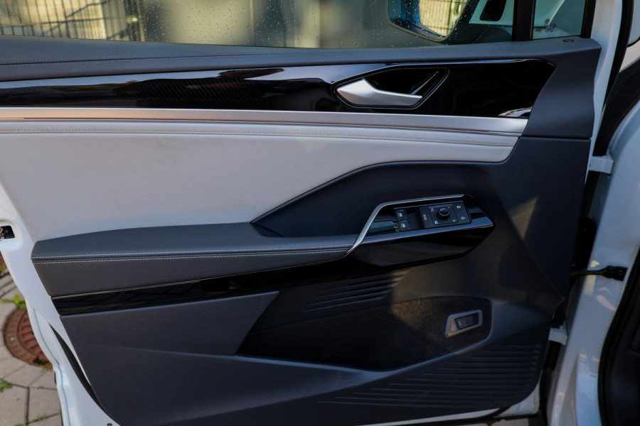 Volkswagen Id.6 Crozz | UNIEK | PANO | HUD | MEMORY | MASSAGE | ACC | 360 | 4X STOELVERWARMING |