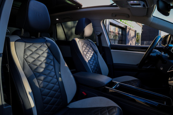 Volkswagen Id.6 Crozz | UNIEK | PANO | HUD | MEMORY | MASSAGE | ACC | 360 | 4X STOELVERWARMING |