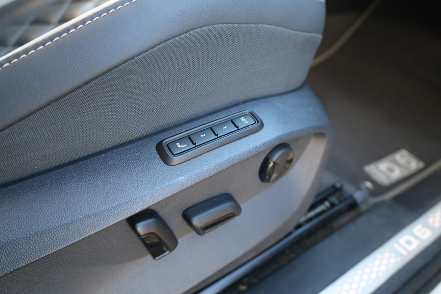 Volkswagen Id.6 Crozz | UNIEK | PANO | HUD | MEMORY | MASSAGE | ACC | 360 | 4X STOELVERWARMING |