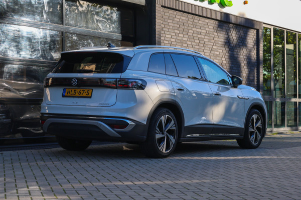 Volkswagen Id.6 Crozz | UNIEK | PANO | HUD | MEMORY | MASSAGE | ACC | 360 | 4X STOELVERWARMING |