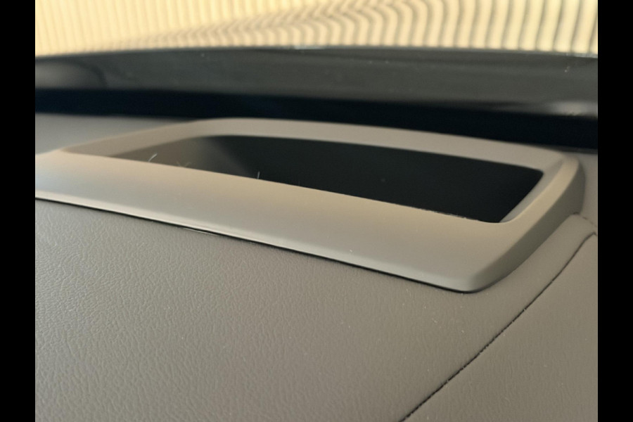 Volvo XC90 2.0 T8 Recharge 450PK Aut. AWD Ultimate Bright | Panodak | Luchtvering | B & W | Trekhaak | Full options | Incl. garantie.