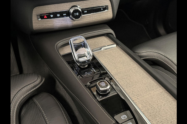 Volvo XC90 2.0 T8 Recharge 450PK Aut. AWD Ultimate Bright | Panodak | Luchtvering | B & W | Trekhaak | Full options | Incl. garantie.