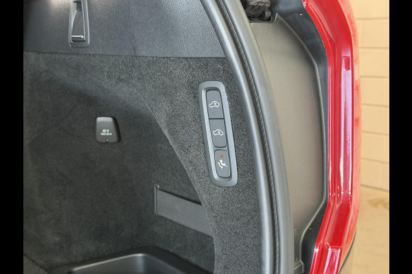 Volvo XC90 2.0 T8 Recharge 450PK Aut. AWD Ultimate Bright | Panodak | Luchtvering | B & W | Trekhaak | Full options | Incl. garantie.