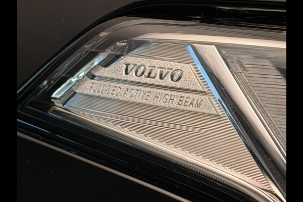 Volvo XC90 2.0 T8 Recharge 450PK Aut. AWD Ultimate Bright | Panodak | Luchtvering | B & W | Trekhaak | Full options | Incl. garantie.