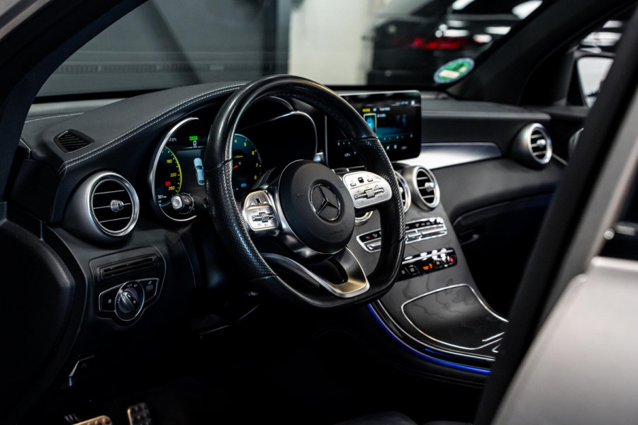 Mercedes-Benz GLC Coupé 200 Premium Plus *LUCHTVERING / AMG-Line / Burmester / Schuif -/ kanteldak  / Keyless-Entry*