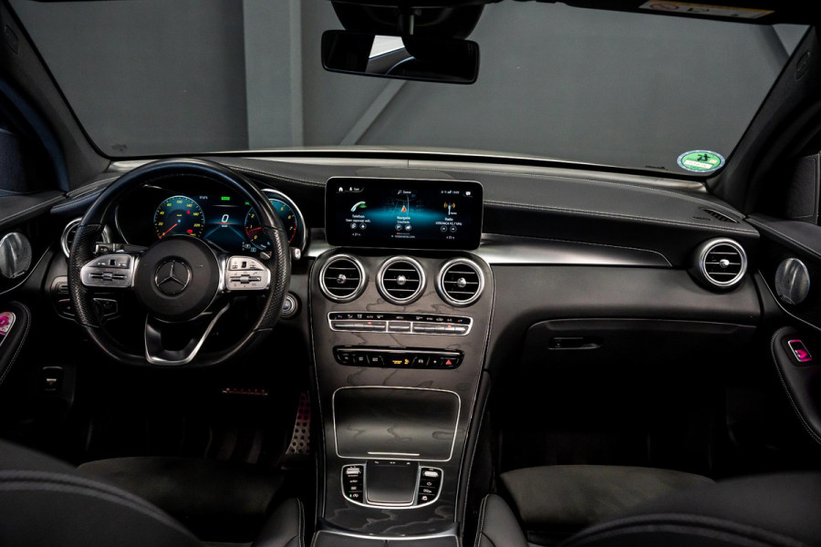 Mercedes-Benz GLC Coupé 200 Premium Plus *LUCHTVERING / AMG-Line / Burmester / Schuif -/ kanteldak  / Keyless-Entry*