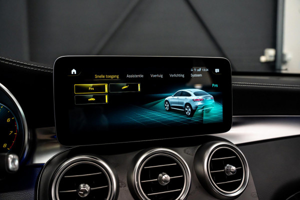 Mercedes-Benz GLC Coupé 200 Premium Plus *LUCHTVERING / AMG-Line / Burmester / Schuif -/ kanteldak  / Keyless-Entry*