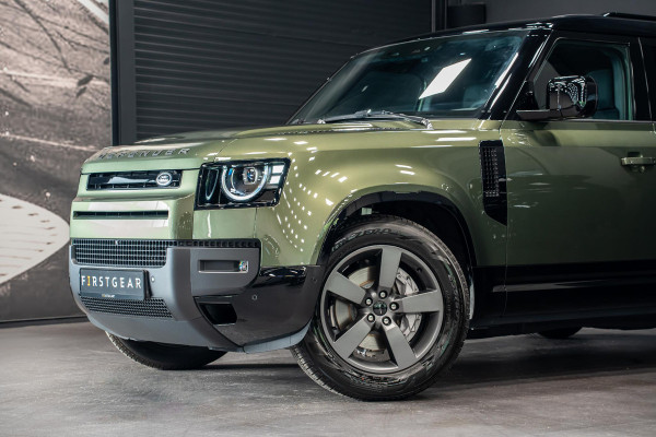 Land Rover Defender 110 2.0 P300e 110 X-Dynamic SE *Meridian / Luchtvering / Panorama / Memory / Surround-View / Winterpakket*