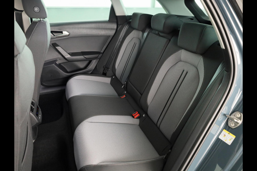 Seat Leon Sportstourer 1.5 TSI e-Hybrid Style Business Intense | Technology Pakket | Keyless Entry | Verwarmbare Voorstoelen + Stuurwiel | Elektr. Achterklep | Nu 4.500,00,- Korting!