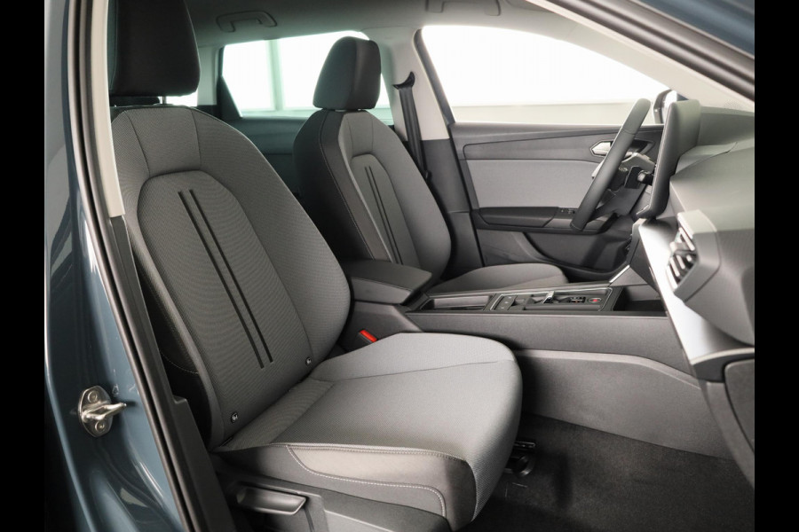 Seat Leon Sportstourer 1.5 TSI e-Hybrid Style Business Intense | Technology Pakket | Keyless Entry | Verwarmbare Voorstoelen + Stuurwiel | Elektr. Achterklep | Nu 4.500,00,- Korting!