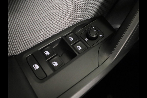 Seat Leon Sportstourer 1.5 TSI e-Hybrid Style Business Intense | Technology Pakket | Keyless Entry | Verwarmbare Voorstoelen + Stuurwiel | Elektr. Achterklep | Nu 4.500,00,- Korting!