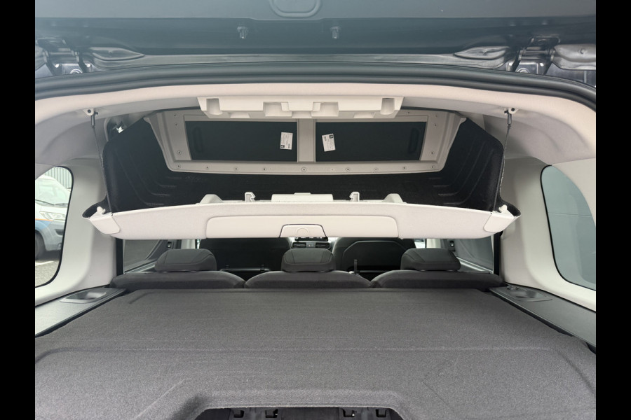 Citroën Berlingo 130pk BlueHDI Shine (Trekhaak - Panoramadak - Adaptieve Cruise Controle - Stoelverwarming - Parkeersensoren V+A - Camera - Autom