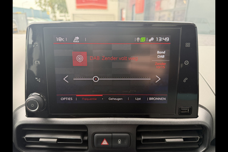Citroën Berlingo 130pk BlueHDI Shine (Trekhaak - Panoramadak - Adaptieve Cruise Controle - Stoelverwarming - Parkeersensoren V+A - Camera - Autom