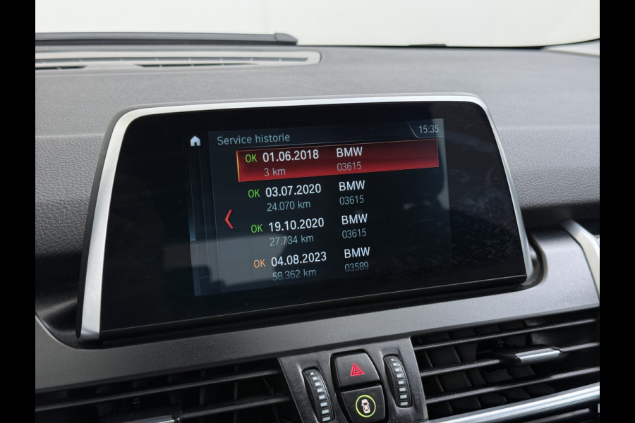 BMW 2 Serie Gran Tourer 218i Automaat Sport Trekhaak Navi Bluetooth Elek.Achterklep Cruise Control Ecc Executive Led Isofix Lmv 17" Regen-Lichtsensor 1.500KG Trekgewicht