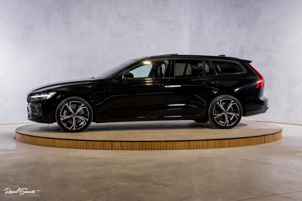 Volvo V60 2.0 T8 Plug-in hybrid AWD Ultimate Dark | Panoramadak | Adaptieve cruise | Blis | Memory | Harman Kardon |