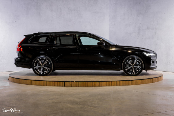 Volvo V60 2.0 T8 Plug-in hybrid AWD Ultimate Dark | Panoramadak | Adaptieve cruise | Blis | Memory | Harman Kardon |