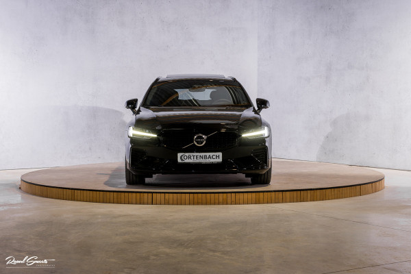 Volvo V60 2.0 T8 Plug-in hybrid AWD Ultimate Dark | Panoramadak | Adaptieve cruise | Blis | Memory | Harman Kardon |