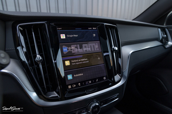 Volvo V60 2.0 T8 Plug-in hybrid AWD Ultimate Dark | Panoramadak | Adaptieve cruise | Blis | Memory | Harman Kardon |