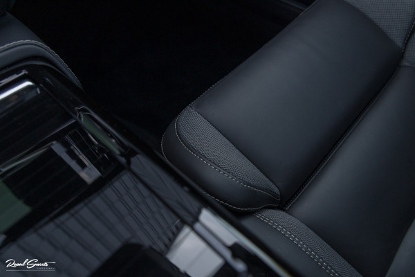 Volvo V60 2.0 T8 Plug-in hybrid AWD Ultimate Dark | Panoramadak | Adaptieve cruise | Blis | Memory | Harman Kardon |