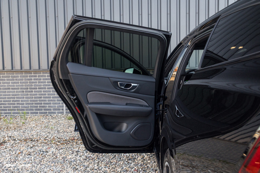 Volvo V60 2.0 T8 Plug-in hybrid AWD Ultimate Dark | Panoramadak | Adaptieve cruise | Blis | Memory | Harman Kardon |