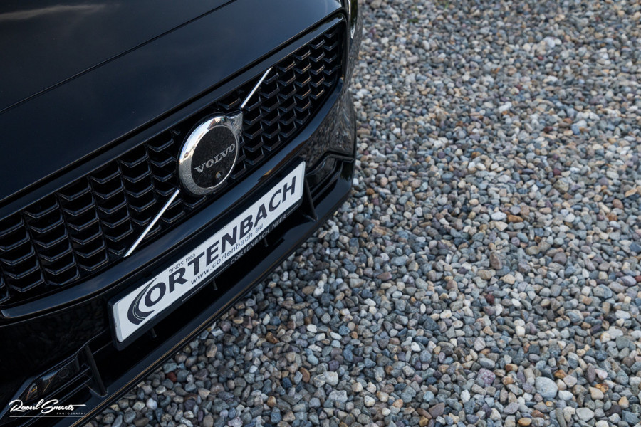Volvo V60 2.0 T8 Plug-in hybrid AWD Ultimate Dark | Panoramadak | Adaptieve cruise | Blis | Memory | Harman Kardon |