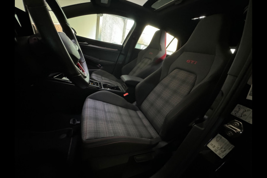 Volkswagen Golf 2.0 TSI GTI Pano|HuD|H/K|Camera|Sfeer|IQ|ACC