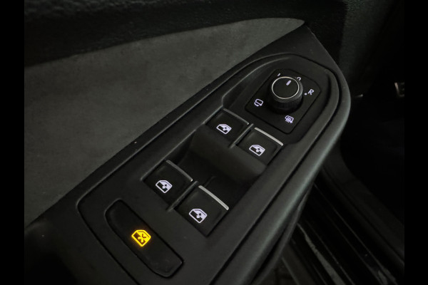 Volkswagen Golf 2.0 TSI GTI Pano|HuD|H/K|Camera|Sfeer|IQ|ACC