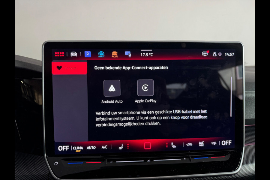 Volkswagen Golf 2.0 TSI GTI Pano|HuD|H/K|Camera|Sfeer|IQ|ACC